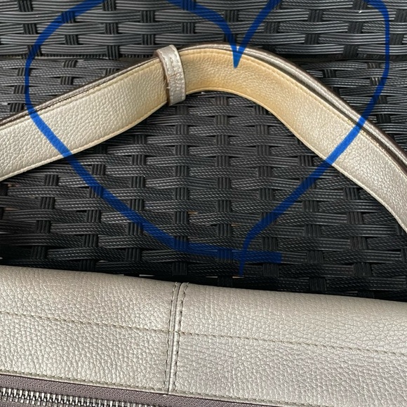 COACH BAG,Coach Metallic Silver Bag. - Picture 8 of 17